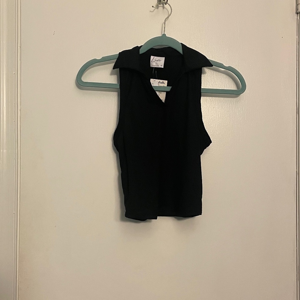 Collared tank top